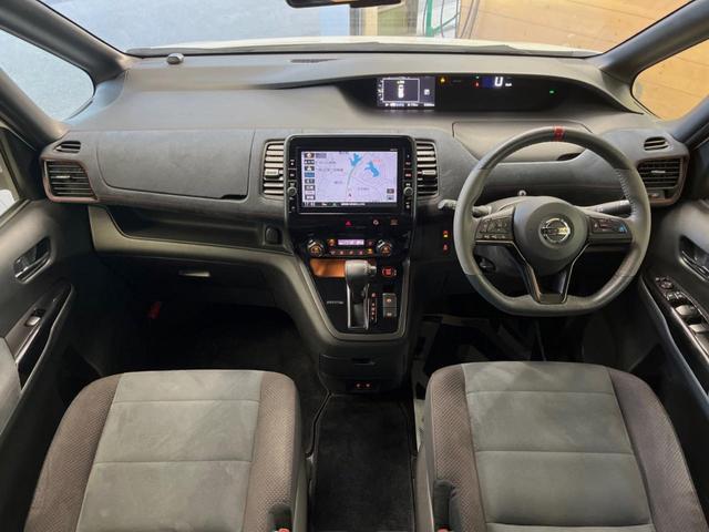 セレナ ニスモ 純正9型ナビ 全周囲カメラ プロパイロット フリップダウンモニター デジタルインナーミラー LEDヘッド ハンズフリーパワースライドドア エマージェンシーブレーキ デジタルインナーミラー 禁煙車(2枚目)