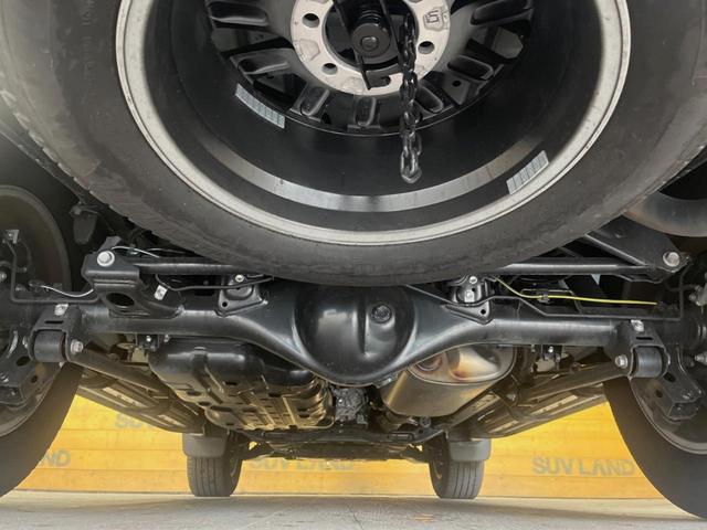 ランドクルーザープラド ＴＸ　Ｌパッケージ　マットブラックエディション　４ＷＤ　サンルーフ　９型ディスプレイオーディオ　全周囲カメラ　レーダークルーズ　パワーシート　シートベンチレーション　ＥＴＣ２．０　禁煙車　ブラインドスポットモニター　クリアランスソナー　ＬＥＤヘッド（20枚目）