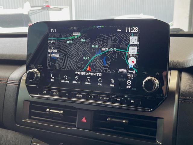 トライトン GSR 9インチディスプレイオーディオ 全周囲カメラ eアシスト レーダークルーズ ブラインドスポットモニター ベッドライナー デュアルオートエアコン LEDヘッド 禁煙車 18インチアルミ パワーシート(3枚目)