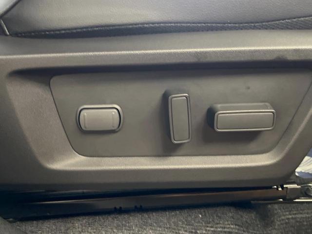 トライトン GSR 9インチディスプレイオーディオ 全周囲カメラ eアシスト レーダークルーズ ブラインドスポットモニター ベッドライナー デュアルオートエアコン LEDヘッド 禁煙車 18インチアルミ パワーシート(7枚目)