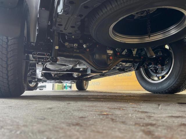 トライトン GSR 9インチディスプレイオーディオ 全周囲カメラ eアシスト レーダークルーズ ブラインドスポットモニター ベッドライナー デュアルオートエアコン LEDヘッド 禁煙車 18インチアルミ パワーシート(20枚目)