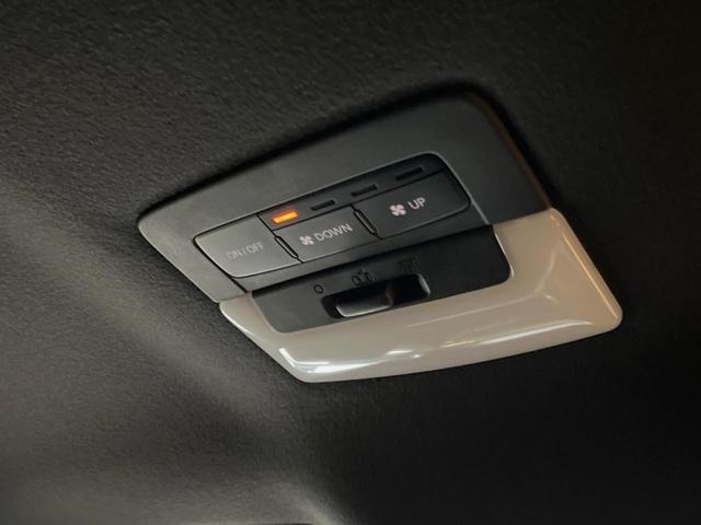 トライトン GSR 9インチディスプレイオーディオ 全周囲カメラ eアシスト レーダークルーズ ブラインドスポットモニター ベッドライナー デュアルオートエアコン LEDヘッド 禁煙車 18インチアルミ パワーシート(36枚目)