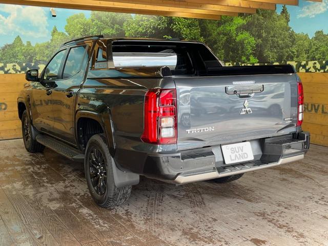 トライトン GSR 9インチディスプレイオーディオ 全周囲カメラ eアシスト レーダークルーズ ブラインドスポットモニター ベッドライナー デュアルオートエアコン LEDヘッド 禁煙車 18インチアルミ パワーシート(55枚目)