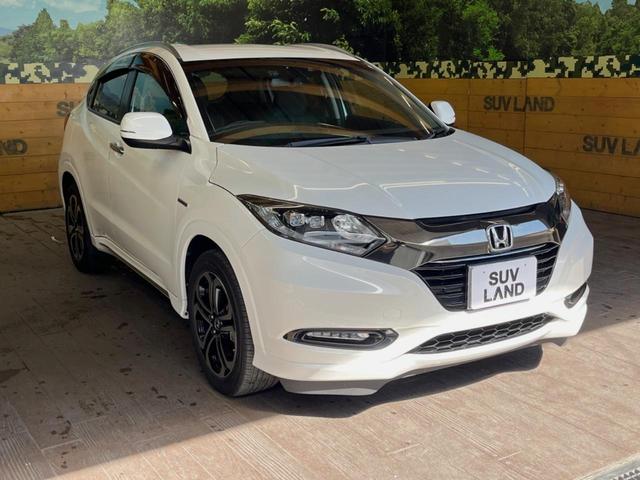 ヴェゼル ハイブリッドＺ・ホンダセンシング　禁煙車　純正ナビ　バックカメラ　レーダークルーズ　ＥＴＣ　シートヒーター　ホンダセンシング　スマートキー　純正革巻きステアリング　純正１７インチアルミ　ＬＥＤヘッドライト　ハーフレザーシート（17枚目）