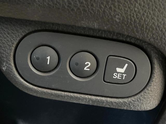 ヴェゼル ハイブリッドＺ・ホンダセンシング　禁煙車　純正ナビ　バックカメラ　レーダークルーズ　ＥＴＣ　シートヒーター　ホンダセンシング　スマートキー　純正革巻きステアリング　純正１７インチアルミ　ＬＥＤヘッドライト　ハーフレザーシート（34枚目）