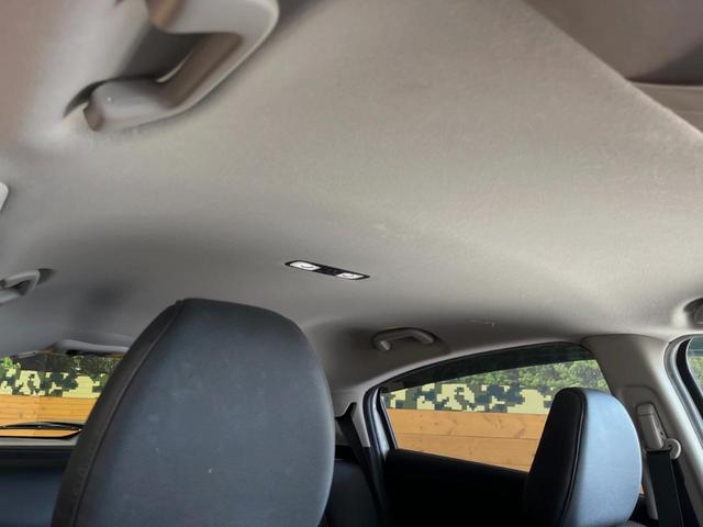 ヴェゼル ハイブリッドＺ・ホンダセンシング　禁煙車　純正ナビ　バックカメラ　レーダークルーズ　ＥＴＣ　シートヒーター　ホンダセンシング　スマートキー　純正革巻きステアリング　純正１７インチアルミ　ＬＥＤヘッドライト　ハーフレザーシート（38枚目）