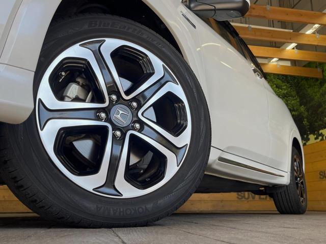 ヴェゼル ハイブリッドＺ・ホンダセンシング　禁煙車　純正ナビ　バックカメラ　レーダークルーズ　ＥＴＣ　シートヒーター　ホンダセンシング　スマートキー　純正革巻きステアリング　純正１７インチアルミ　ＬＥＤヘッドライト　ハーフレザーシート（46枚目）