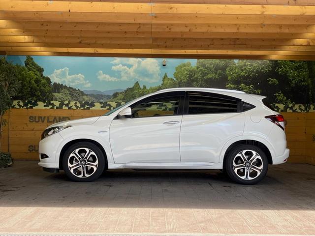 ヴェゼル ハイブリッドＺ・ホンダセンシング　禁煙車　純正ナビ　バックカメラ　レーダークルーズ　ＥＴＣ　シートヒーター　ホンダセンシング　スマートキー　純正革巻きステアリング　純正１７インチアルミ　ＬＥＤヘッドライト　ハーフレザーシート（48枚目）