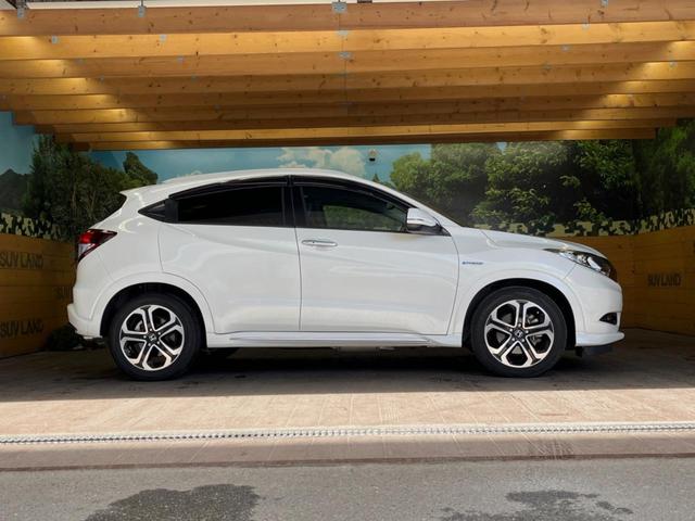 ヴェゼル ハイブリッドＺ・ホンダセンシング　禁煙車　純正ナビ　バックカメラ　レーダークルーズ　ＥＴＣ　シートヒーター　ホンダセンシング　スマートキー　純正革巻きステアリング　純正１７インチアルミ　ＬＥＤヘッドライト　ハーフレザーシート（49枚目）