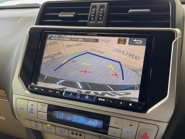 ランドクルーザープラド TX Lパッケージ マットブラックエディション 7人乗り サンルーフ BIG-X9型ナビ バックカメラ セーフティセンス レーダークルーズ フリップダウン ベージュ革シート シートベンチレーション LEDヘッド グレード専用18インチアルミ ETC(5枚目)
