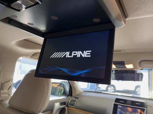 ランドクルーザープラド TX Lパッケージ マットブラックエディション 7人乗り サンルーフ BIG-X9型ナビ バックカメラ セーフティセンス レーダークルーズ フリップダウン ベージュ革シート シートベンチレーション LEDヘッド グレード専用18インチアルミ ETC(42枚目)