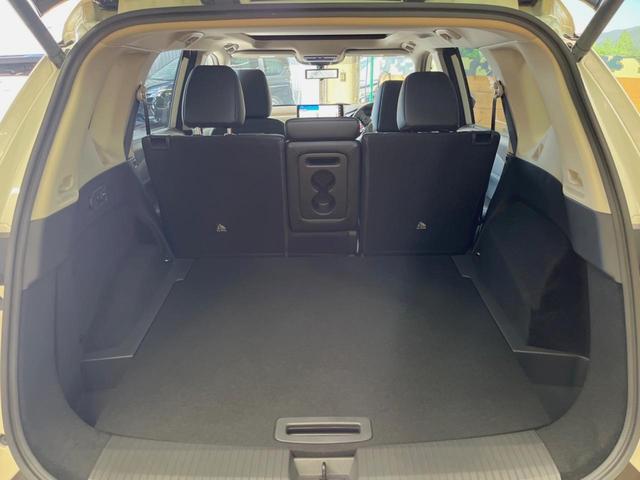 エクストレイル G e-4ORCE 禁煙車 サンルーフ ニッサンコネクト12.3型ディスプレイオーディオ 全周囲カメラ プロパイロット ブラインドスポットモニター シートヒーター 純正革巻きステアリング 純正19インチアルミ(11枚目)