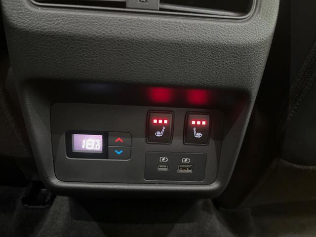 エクストレイル G e-4ORCE 禁煙車 サンルーフ ニッサンコネクト12.3型ディスプレイオーディオ 全周囲カメラ プロパイロット ブラインドスポットモニター シートヒーター 純正革巻きステアリング 純正19インチアルミ(40枚目)