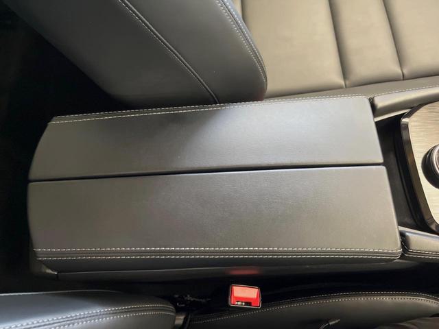 エクストレイル G e-4ORCE 禁煙車 サンルーフ ニッサンコネクト12.3型ディスプレイオーディオ 全周囲カメラ プロパイロット ブラインドスポットモニター シートヒーター 純正革巻きステアリング 純正19インチアルミ(52枚目)