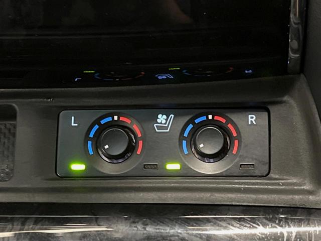 アルファード 2.5S Cパッケージ 禁煙車 純正9型ディスプレイオーディオ バックカメラ 12.8型フリップダウンモニター レーダークルーズコントロール シートベンチレーション 純正ウッドコンビステアリング 純正18インチアルミ(7枚目)