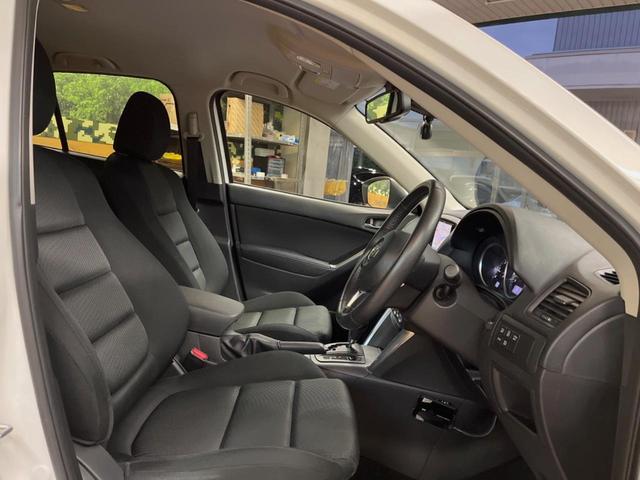 CX-5 XD SDナビ バックカメラ クルーズコントロール 禁煙車 ドラレコ スマートキー HIDヘッド ETC 車線逸脱警報 オートライト デュアルエアコン 純正17インチアルミ(8枚目)