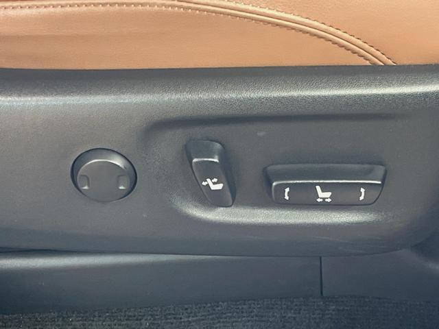 ランドクルーザープラド TX Lパッケージ 70thアニバーサリーリミテッド 4WD サンルーフ 全周囲カメラ トヨタセーフティセンス レーダークルーズ 禁煙車 レザーシート 前席シートエアコン 全席パワーシート ドライブレコーダー ルーフレール ETC2.0(28枚目)