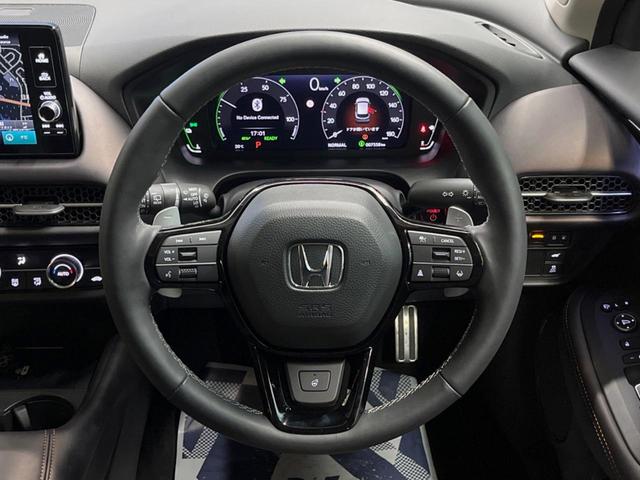 ZR-V e:HEV Z 禁煙車 純正9型ディスプレイオーディオ 全周囲カメラ レーダークルーズコントロール ETC BOSEサウンドシステム ブラインドスポットモニター 純正革巻きステアリング 純正18インチアルミ(12枚目)