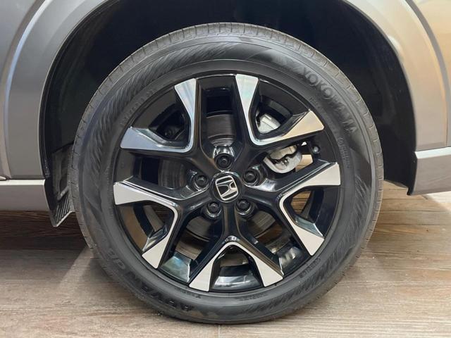 ZR-V e:HEV Z 禁煙車 純正9型ディスプレイオーディオ 全周囲カメラ レーダークルーズコントロール ETC BOSEサウンドシステム ブラインドスポットモニター 純正革巻きステアリング 純正18インチアルミ(13枚目)