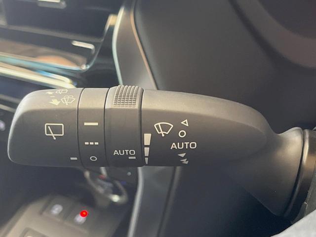 ハリアーハイブリッド Z 禁煙車 純正12.3型ディスプレイオーディオ バックカメラ レーダークルーズコントロール JBLサウンドシステム 純正18インチアルミホイール ブラインドスポットモニター 純正革巻きステアリング(24枚目)