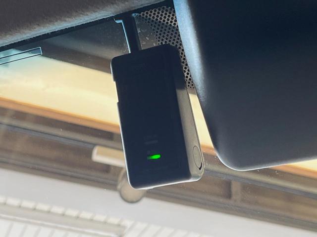 ランドクルーザー70 AX 4WD 純正ナビ 禁煙車 バックカメラ クルーズコントロール セーフティセンス ハーフレザーシート LEDヘッド オートマチックハイビーム ダウンヒルアシスト 純正16インチアルミ 電動デフロック(8枚目)