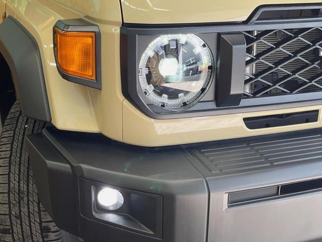 ランドクルーザー70 AX 4WD 純正ナビ 禁煙車 バックカメラ クルーズコントロール セーフティセンス ハーフレザーシート LEDヘッド オートマチックハイビーム ダウンヒルアシスト 純正16インチアルミ 電動デフロック(13枚目)