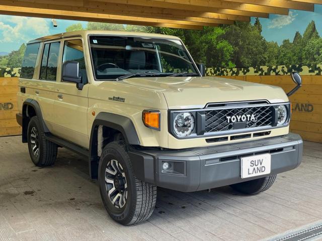 ランドクルーザー70 AX 4WD 純正ナビ 禁煙車 バックカメラ クルーズコントロール セーフティセンス ハーフレザーシート LEDヘッド オートマチックハイビーム ダウンヒルアシスト 純正16インチアルミ 電動デフロック(17枚目)