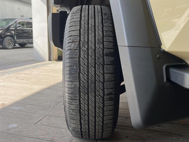 ランドクルーザー70 AX 4WD 純正ナビ 禁煙車 バックカメラ クルーズコントロール セーフティセンス ハーフレザーシート LEDヘッド オートマチックハイビーム ダウンヒルアシスト 純正16インチアルミ 電動デフロック(24枚目)