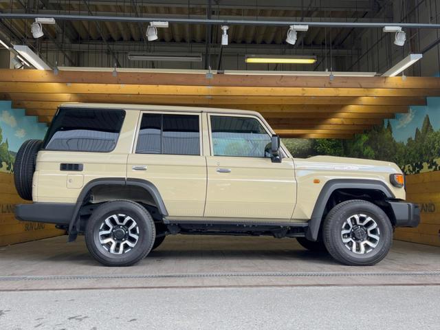 ランドクルーザー70 AX 4WD 純正ナビ 禁煙車 バックカメラ クルーズコントロール セーフティセンス ハーフレザーシート LEDヘッド オートマチックハイビーム ダウンヒルアシスト 純正16インチアルミ 電動デフロック(47枚目)