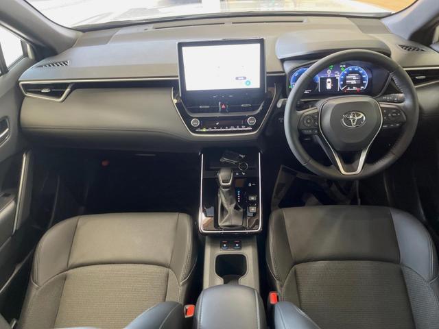 カローラクロス ハイブリッド Z ガラスルーフ 禁煙車 ナビ機能付き純正10.5インチディスプレイオーディオ 全周囲カメラ レーダークルーズ パワーバックドア コーナーセンサー LEDヘッド ブラインドスポットモニター(2枚目)