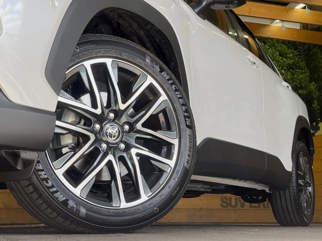 カローラクロス ハイブリッド Z ガラスルーフ 禁煙車 ナビ機能付き純正10.5インチディスプレイオーディオ 全周囲カメラ レーダークルーズ パワーバックドア コーナーセンサー LEDヘッド ブラインドスポットモニター(14枚目)