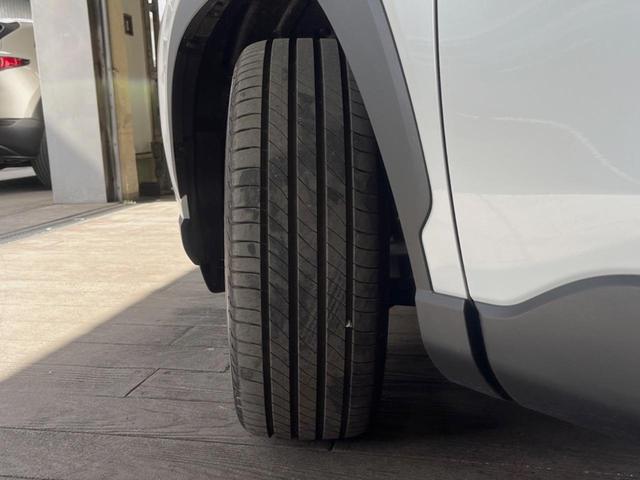 カローラクロス ハイブリッド Z ガラスルーフ 禁煙車 ナビ機能付き純正10.5インチディスプレイオーディオ 全周囲カメラ レーダークルーズ パワーバックドア コーナーセンサー LEDヘッド ブラインドスポットモニター(26枚目)