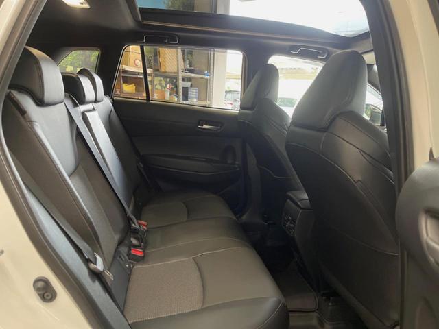 カローラクロス ハイブリッド Z ガラスルーフ 禁煙車 ナビ機能付き純正10.5インチディスプレイオーディオ 全周囲カメラ レーダークルーズ パワーバックドア コーナーセンサー LEDヘッド ブラインドスポットモニター(33枚目)