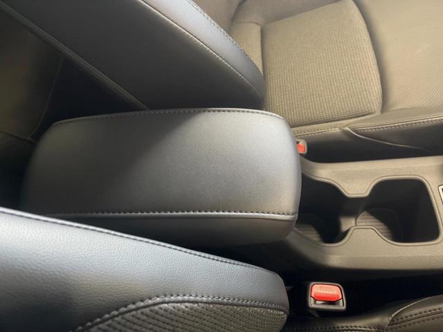 カローラクロス ハイブリッド Z ガラスルーフ 禁煙車 ナビ機能付き純正10.5インチディスプレイオーディオ 全周囲カメラ レーダークルーズ パワーバックドア コーナーセンサー LEDヘッド ブラインドスポットモニター(47枚目)