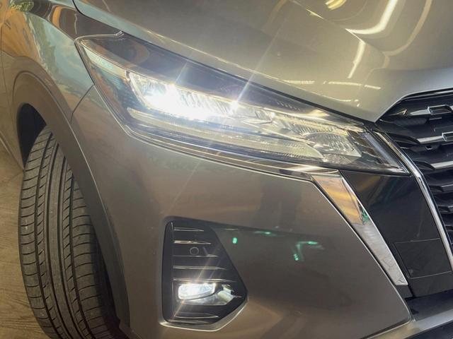 キックス X 純正9型ナビ 全周囲カメラ プロパイロット レーダークルーズ 禁煙車 デジタルインナーミラー ハーフレザーシート コーナーセンサー LEDヘッド 車線逸脱警報 LEDヘッド(12枚目)