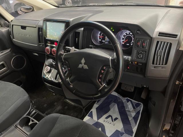 デリカＤ：５ Ｄ　パワーパッケージ　４ＷＤ　カロッツェリア８型ナビ　バックカメラ　ＸＴＲＥＭＥ－Ｊ１６インチアルミ　オールテレーンタイヤ　クルーズコントロール　禁煙車　両側電動スライドドア　シートヒーター　８人乗り（34枚目）
