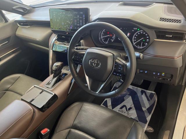 ハリアー Ｚ　レザーパッケージ　１２．３インチメーカーナビ　全周囲カメラ　セーフティセンス　レーダークルーズ　デジタルインナーミラー　モデリスタ２０インチアルミ　ヘッドアップディスプレイ　ＬＥＤヘッド　シートベンチレーション　ＥＴＣ（31枚目）