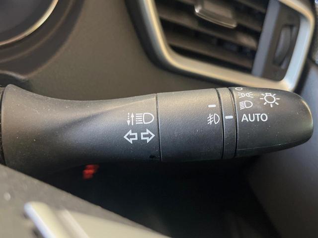 エクストレイル ２０Ｘｔｔ　エマージェンシーブレーキパッケージ　メーカーナビ　全周囲カメラ　エマージェンシーブレーキ　クルーズコントロール　パワーバックドア　４ＷＤ　シートヒーター　ダウンヒルアシスト　ＬＥＤヘッド　禁煙車　デュアルオートエアコン　１８インチアルミ（25枚目）