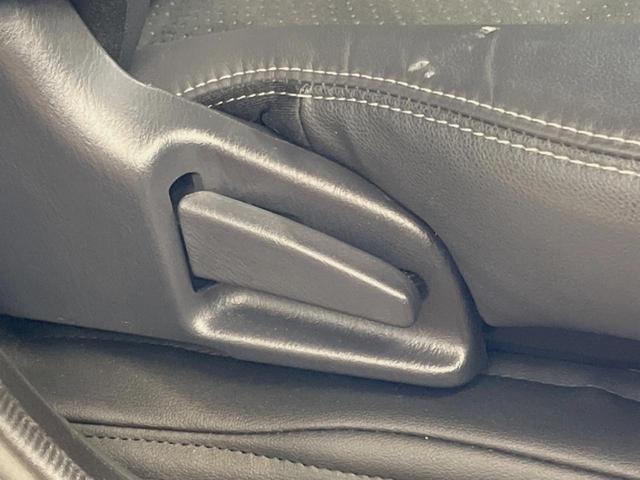 ハイエースバン スーパーGL ダークプライムII ディーゼル 4WD 10インチナビ 全周囲カメラ トヨタセーフティセンス 禁煙車 純正15インチオプションアルミ デジタルインナーミラー ビルトインETC オートハイビーム 純正15インチアルミ(30枚目)