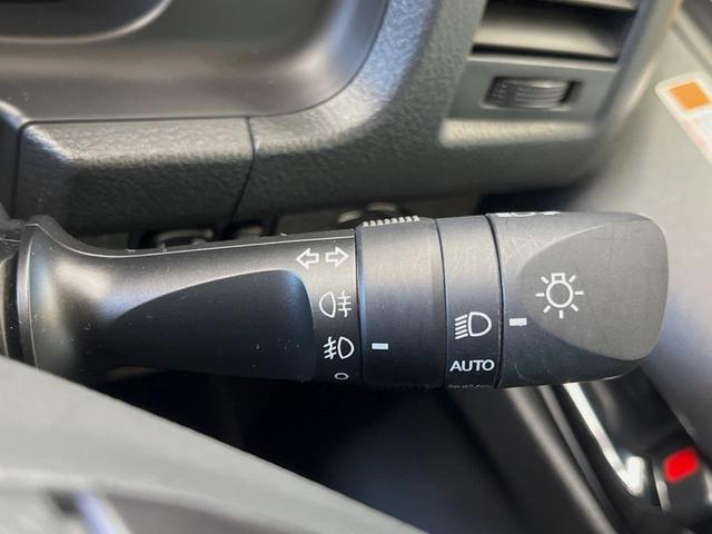 ハイエースバン スーパーGL ダークプライムII ディーゼル 4WD 10インチナビ 全周囲カメラ トヨタセーフティセンス 禁煙車 純正15インチオプションアルミ デジタルインナーミラー ビルトインETC オートハイビーム 純正15インチアルミ(46枚目)