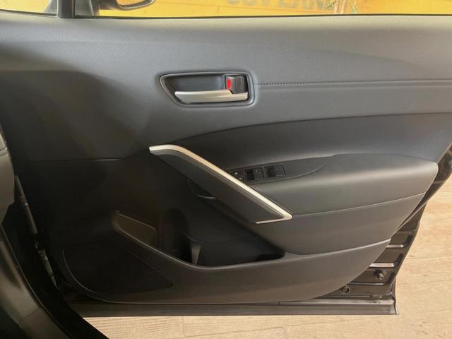 カローラクロス ハイブリッド Z ガラスルーフ 10.5インチディスプレイオーディオ 全周囲カメラ レーダークルーズ 禁煙車 ブラインドスポットモニター パワーバックドア パワーシート シートヒーター ETC クリアランスソナー(38枚目)