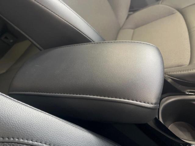 カローラクロス ハイブリッド Z ガラスルーフ 10.5インチディスプレイオーディオ 全周囲カメラ レーダークルーズ 禁煙車 ブラインドスポットモニター パワーバックドア パワーシート シートヒーター ETC クリアランスソナー(39枚目)