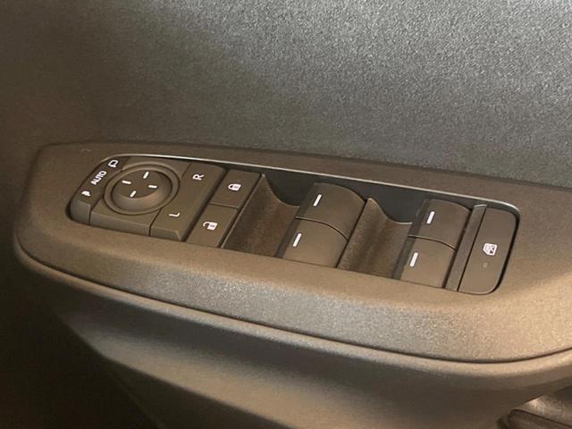 ヤリスクロス Z 9インチディスプレイオーディオ 全周囲カメラ レーダークルーズ 禁煙車 シートヒーター パワーシート ブラインドスポットモニター ETC クリアランスソナー LEDヘッド 車線逸脱警報(33枚目)