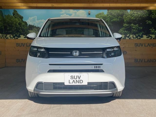 フリード エアー 登録済未使用車 純正ディスプレイオーディオ バックカメラ レーダークルーズ ホンダセンシング 両側電動スライド 車線逸脱警報 クリアランスソナー スマートキー チップアップシート LEDヘッド(14枚目)