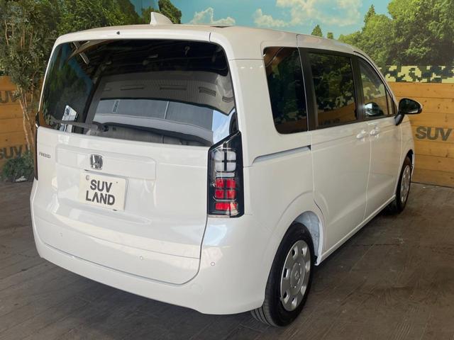 フリード エアー 登録済未使用車 純正ディスプレイオーディオ バックカメラ レーダークルーズ ホンダセンシング 両側電動スライド 車線逸脱警報 クリアランスソナー スマートキー チップアップシート LEDヘッド(17枚目)