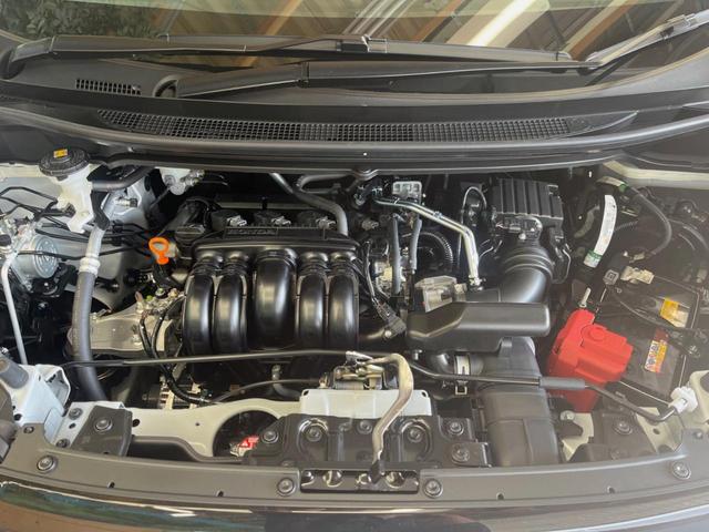 フリード エアー 登録済未使用車 純正ディスプレイオーディオ バックカメラ レーダークルーズ ホンダセンシング 両側電動スライド 車線逸脱警報 クリアランスソナー スマートキー チップアップシート LEDヘッド(18枚目)