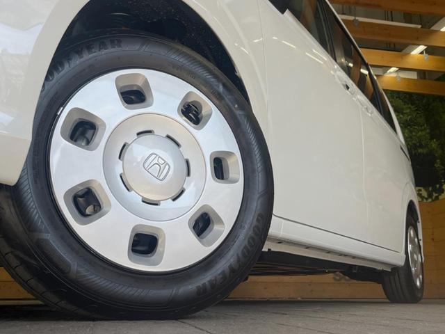 フリード エアー 登録済未使用車 純正ディスプレイオーディオ バックカメラ レーダークルーズ ホンダセンシング 両側電動スライド 車線逸脱警報 クリアランスソナー スマートキー チップアップシート LEDヘッド(40枚目)