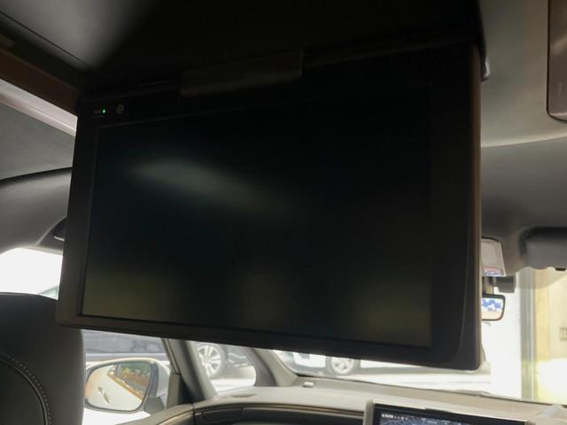 アルファードハイブリッド Ｚ　ムーンルーフ　１４型ディスプレイオーディオ　全周囲カメラ　レーダークルーズ　フリップダウンモニター　デジタルインナーミラー　メモリーシート　シートベンチレーション　パワーバックドア　オットマン　ＥＴＣ（6枚目）