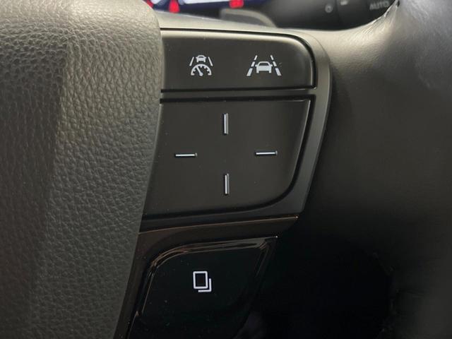 アルファードハイブリッド Ｚ　ムーンルーフ　１４型ディスプレイオーディオ　全周囲カメラ　レーダークルーズ　フリップダウンモニター　デジタルインナーミラー　メモリーシート　シートベンチレーション　パワーバックドア　オットマン　ＥＴＣ（8枚目）