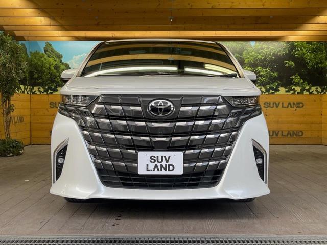 アルファードハイブリッド Ｚ　ムーンルーフ　１４型ディスプレイオーディオ　全周囲カメラ　レーダークルーズ　フリップダウンモニター　デジタルインナーミラー　メモリーシート　シートベンチレーション　パワーバックドア　オットマン　ＥＴＣ（16枚目）